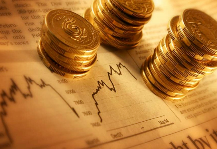 The Role of Governance in Treasury Decisions